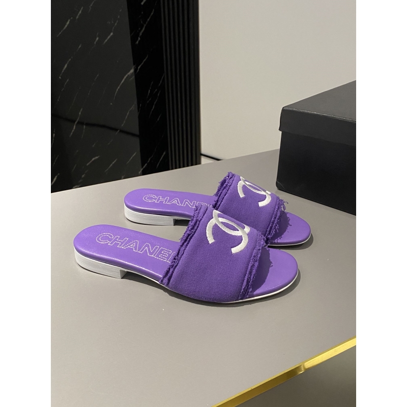 Ch*el slippers